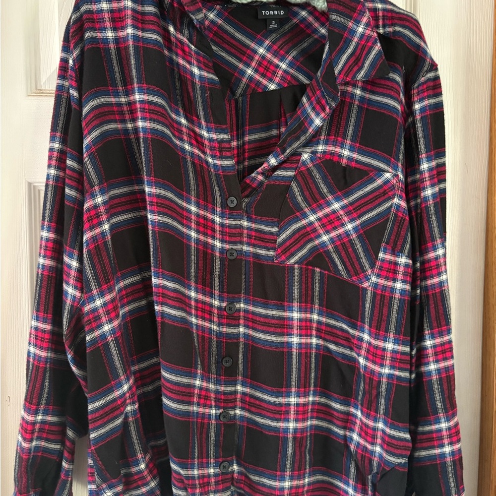 Torrid Women's  pink,black and Red Plaid Shirt